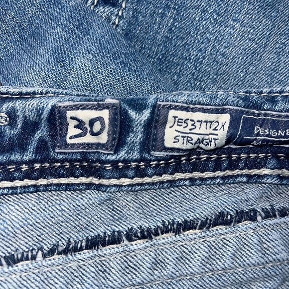 🔥Gorgeous Miss Me Jeans rare design cheap perfect condition!!🔥 - Picture 4 of 6